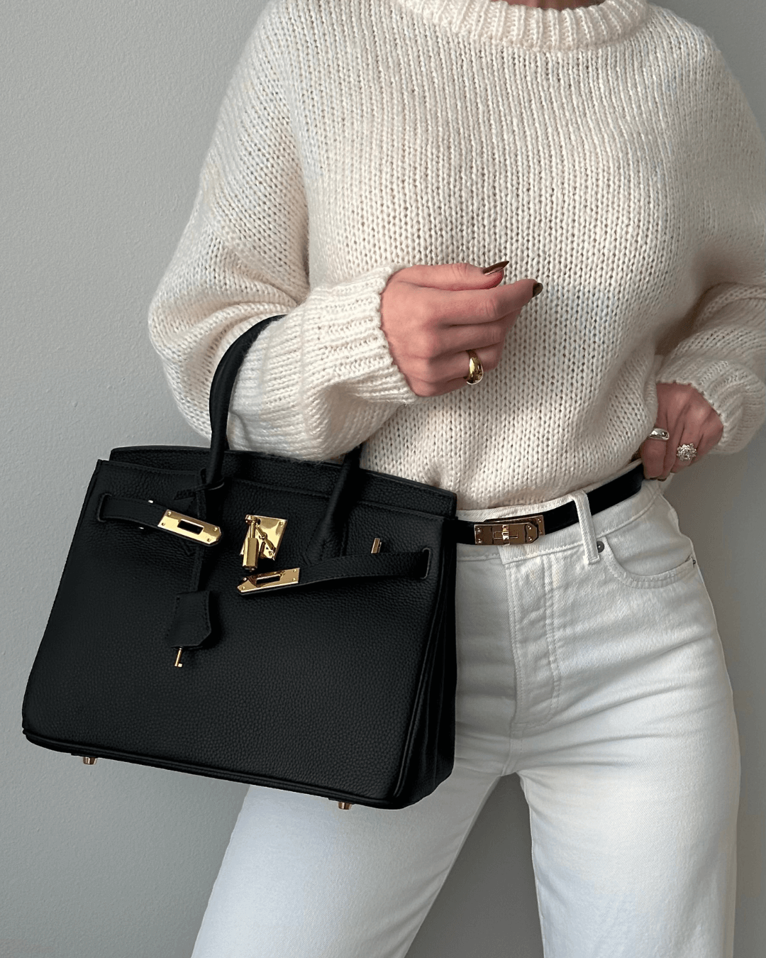 Luxurious Handbag for Women